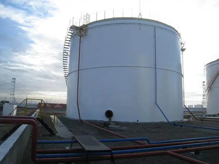 大型化工儲(chǔ)罐防腐措施